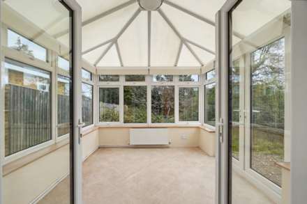 Cardinal Close, Tonbridge, Image 4