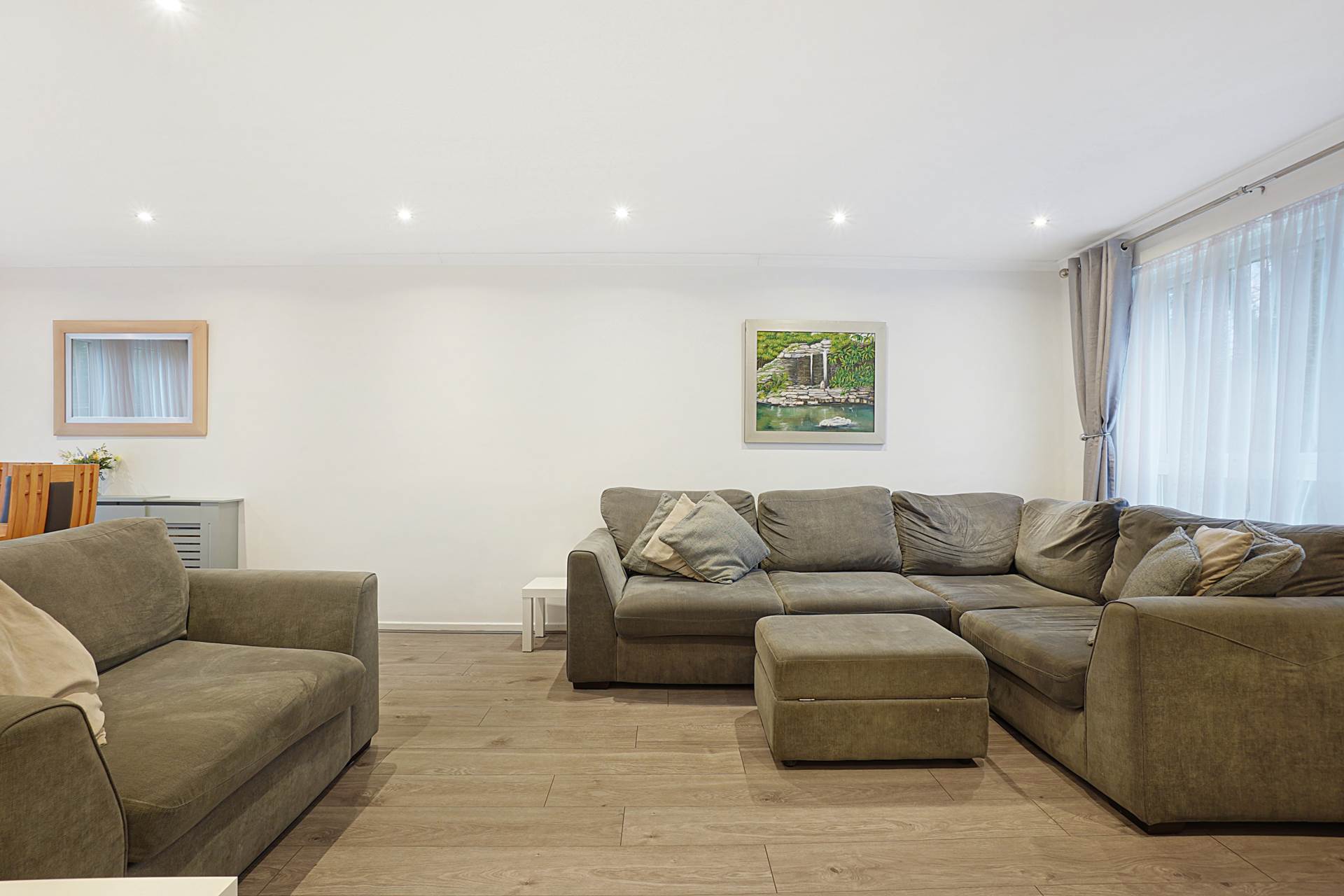 Olivers Mill, New Ash Green, Image 8