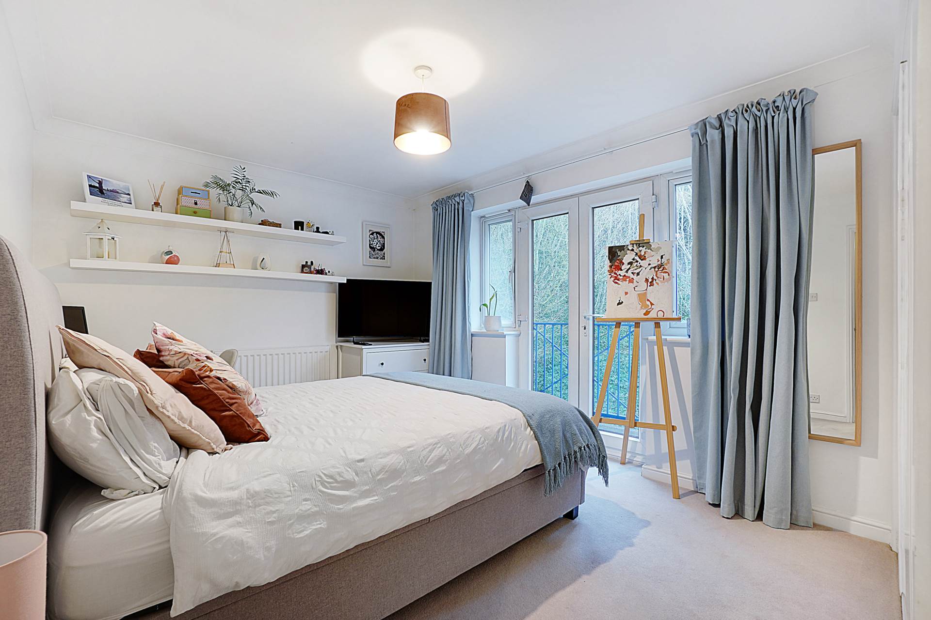 Florin Drive, Rochester, Image 3