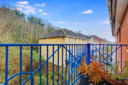 Florin Drive, Rochester, Image 13