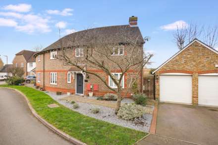3 Bedroom Semi-Detached, Ailsa Mews, Rochester