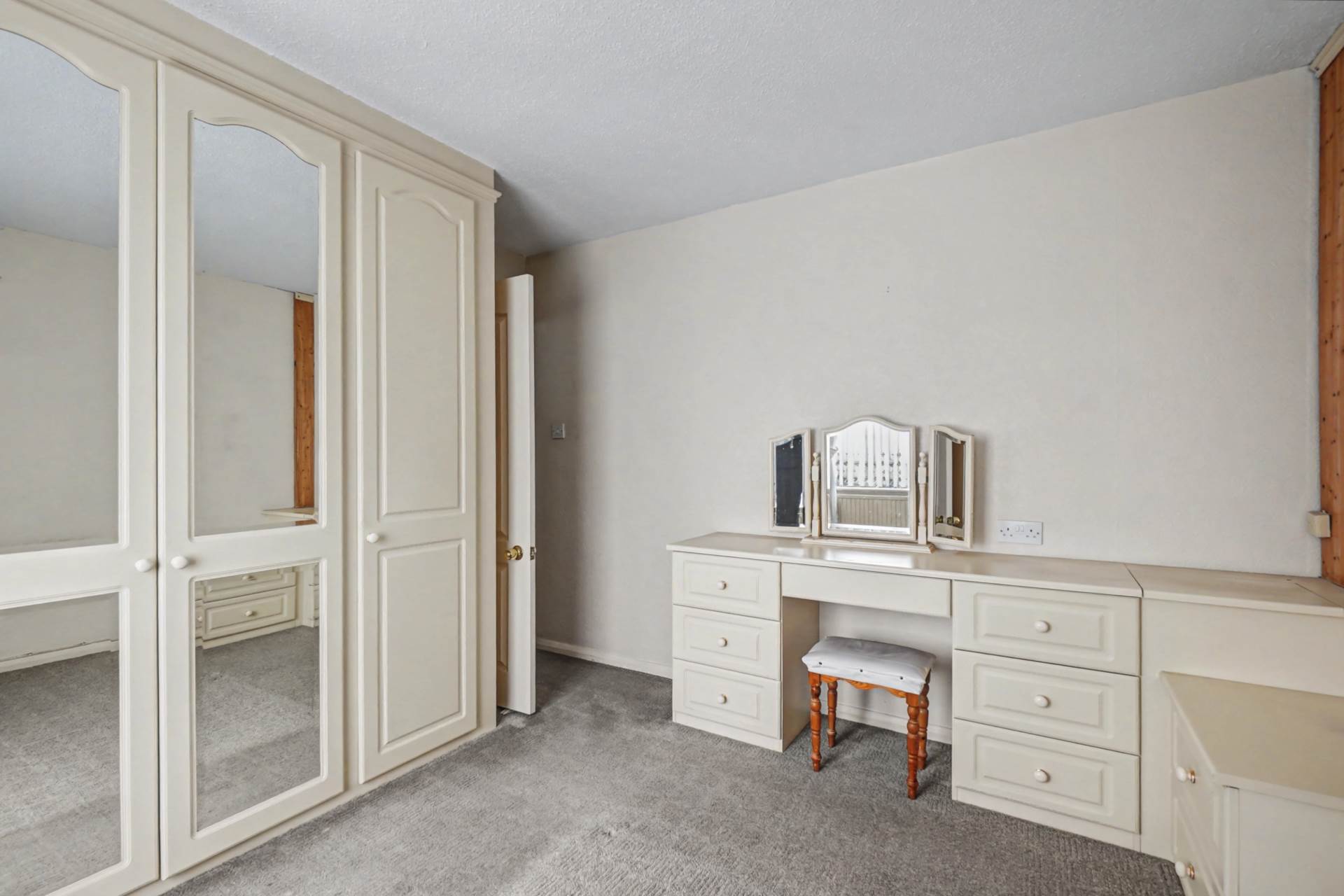 Mead Green, Chatham, Image 7