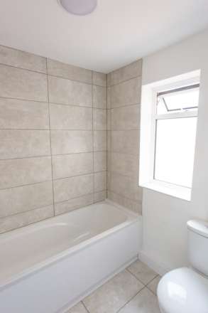 Brook Street, Erith, Image 3