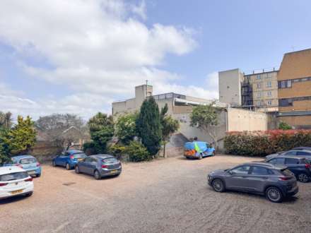 Medway Heights, Chatham, Image 12