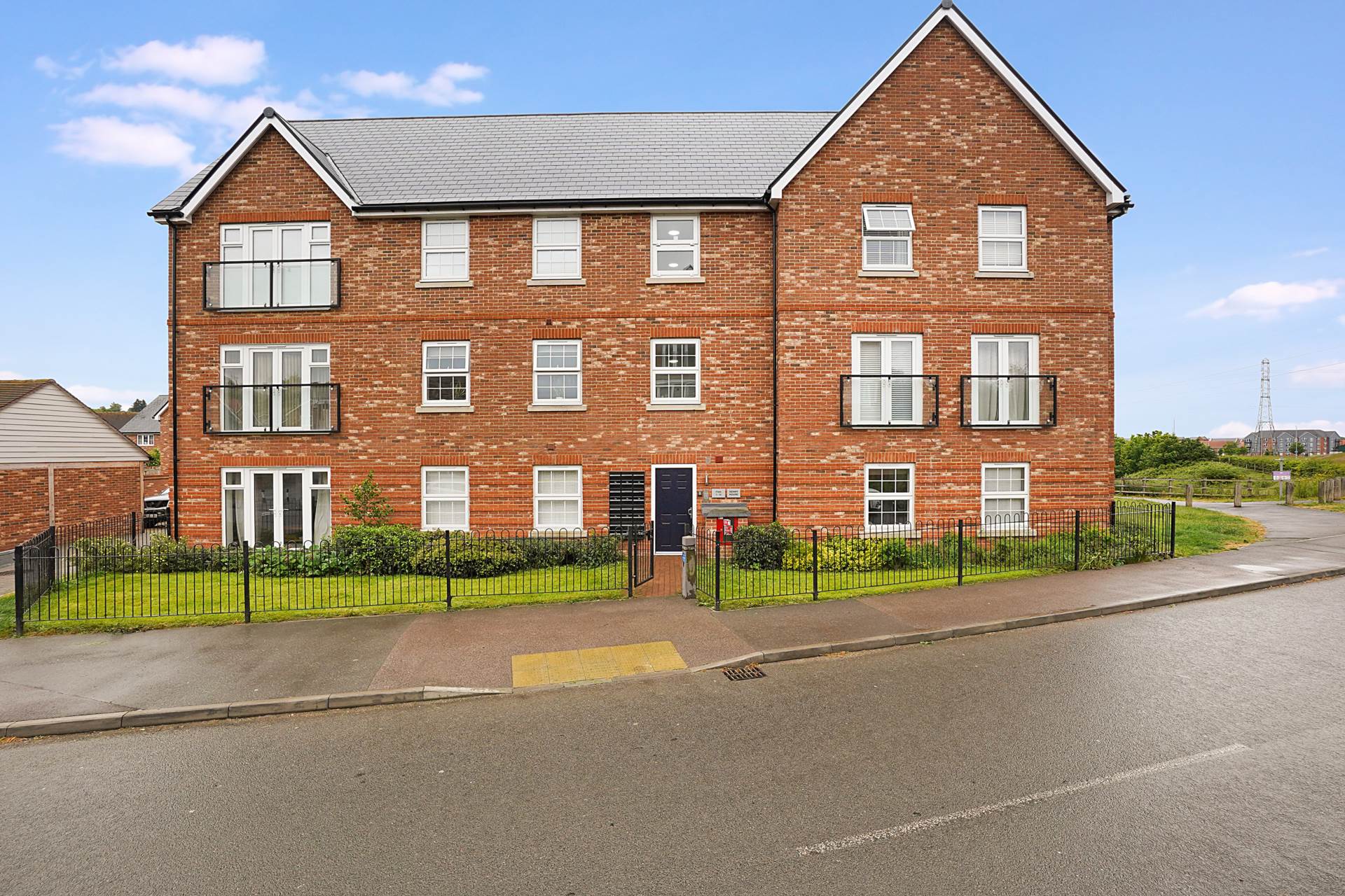 Denny House, 2 Worrall Drive, Image 1