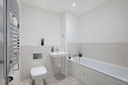 Denny House, 2 Worrall Drive, Image 4