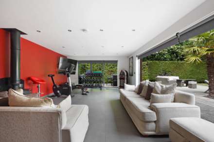 Walderslade Road, Chatham, Image 29