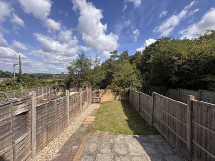 Burnt Oak Terrace, Gillingham, Image 12