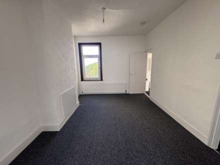 Burnt Oak Terrace, Gillingham, Image 3