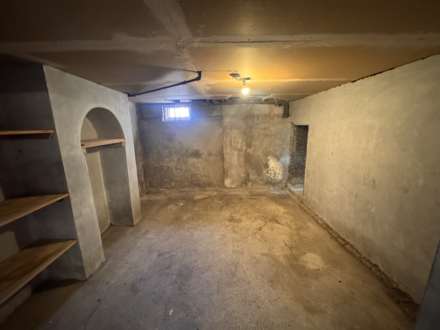 Burnt Oak Terrace, Gillingham, Image 6