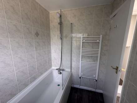 Burnt Oak Terrace, Gillingham, Image 7