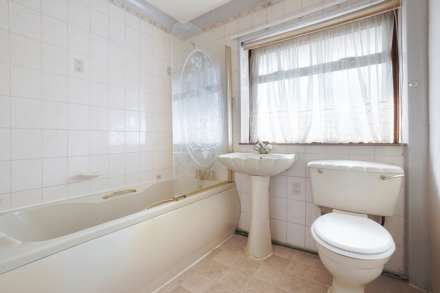 Clipper Crescent, Gravesend, Image 12