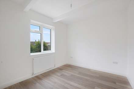 St Williams Way, Rochester, Image 8