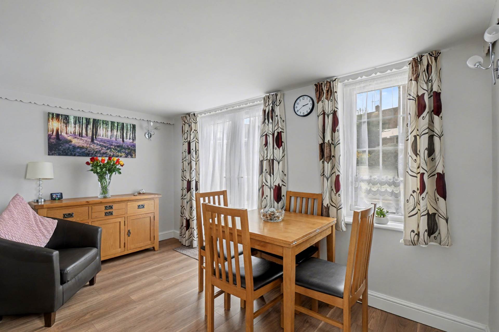 Downsview, Chatham, Image 4