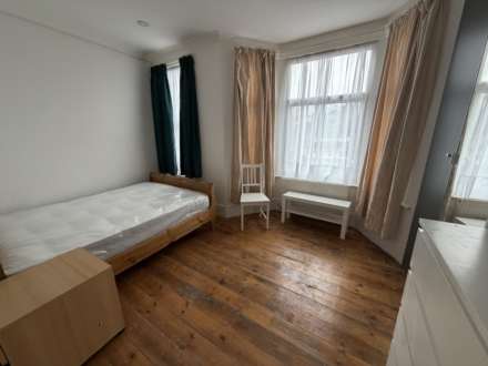 Property For Rent Rochester Street, Chatham