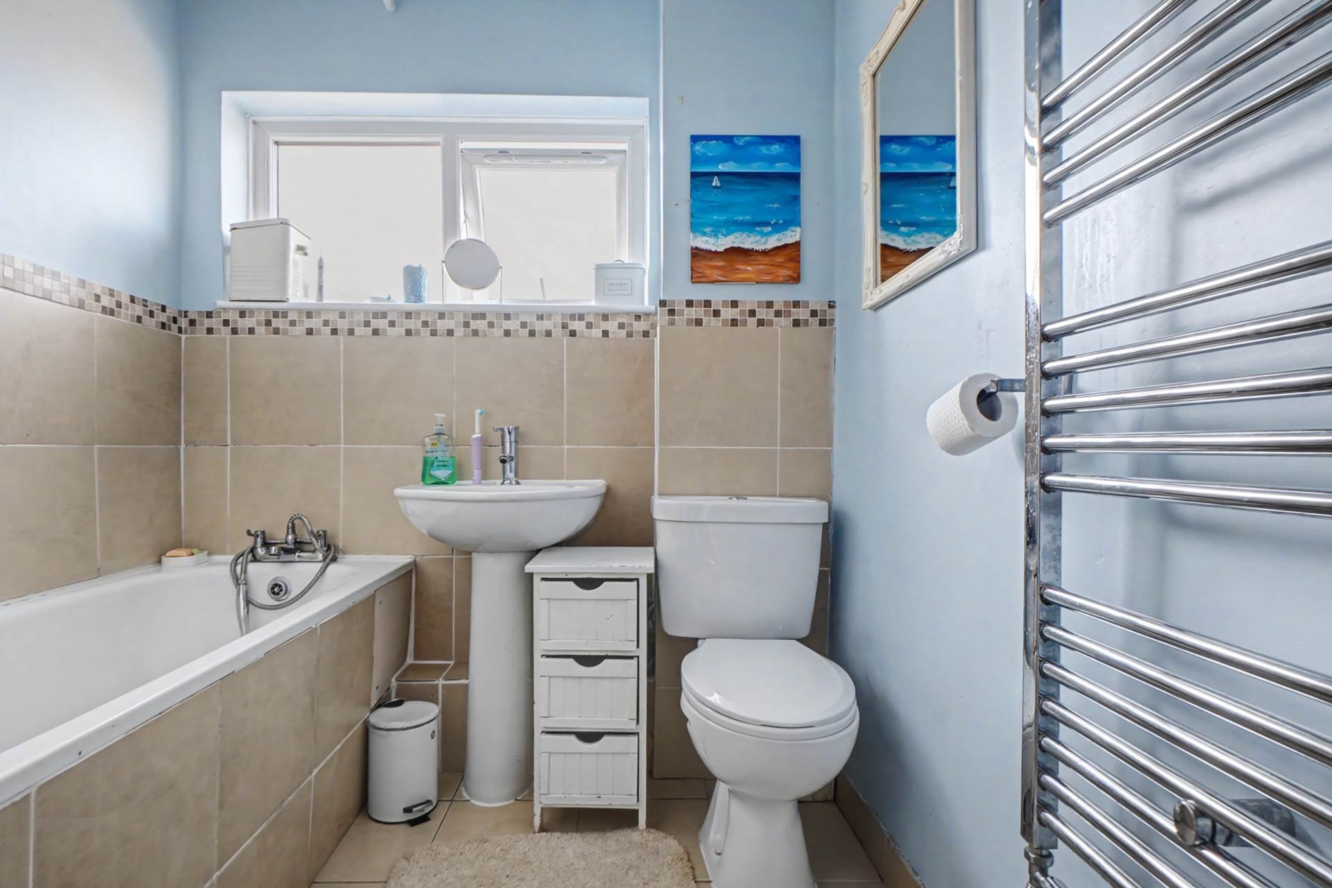 Sunderland Close, Rochester, Image 3