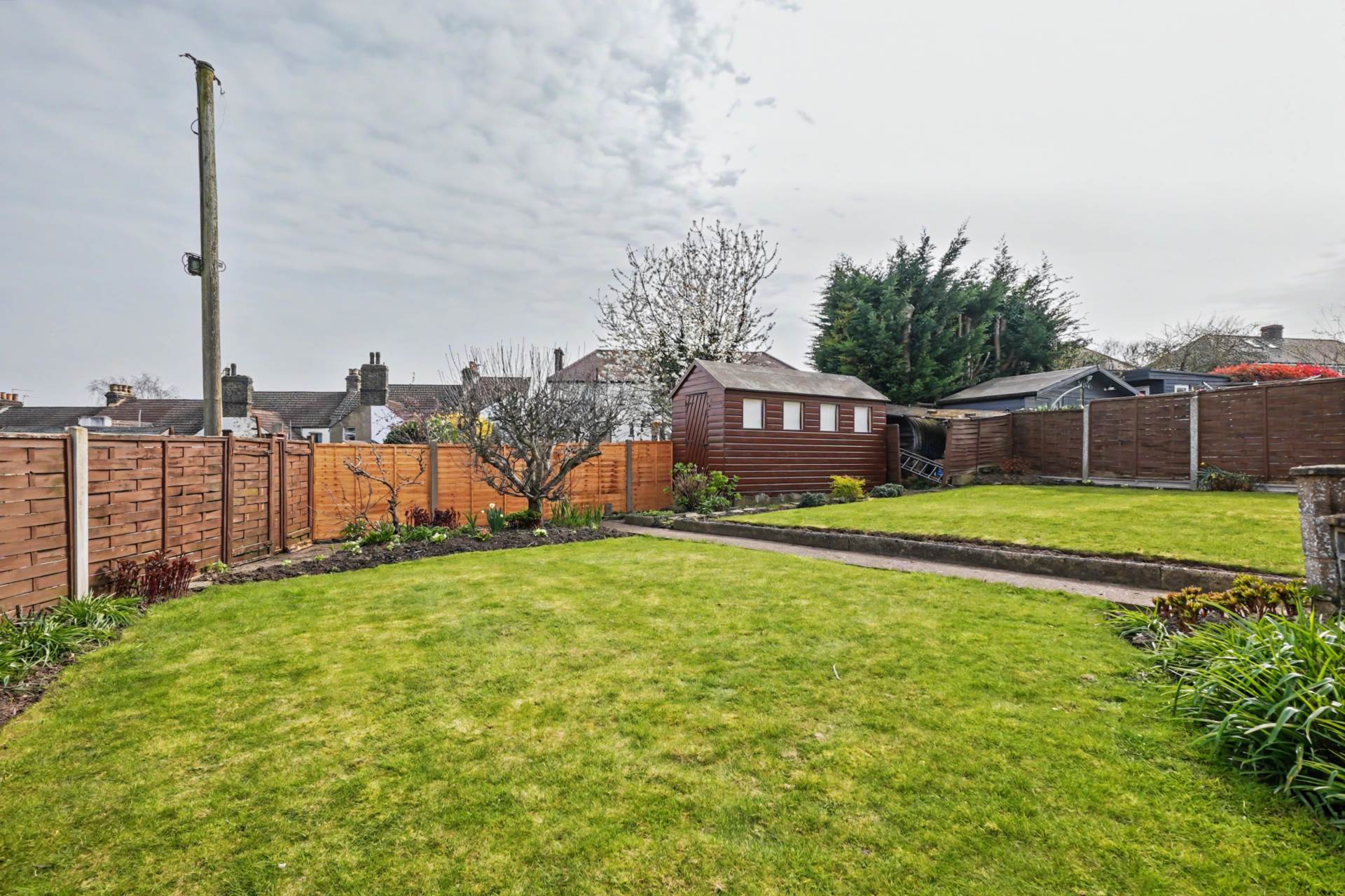 Pine Road, Strood, Image 16