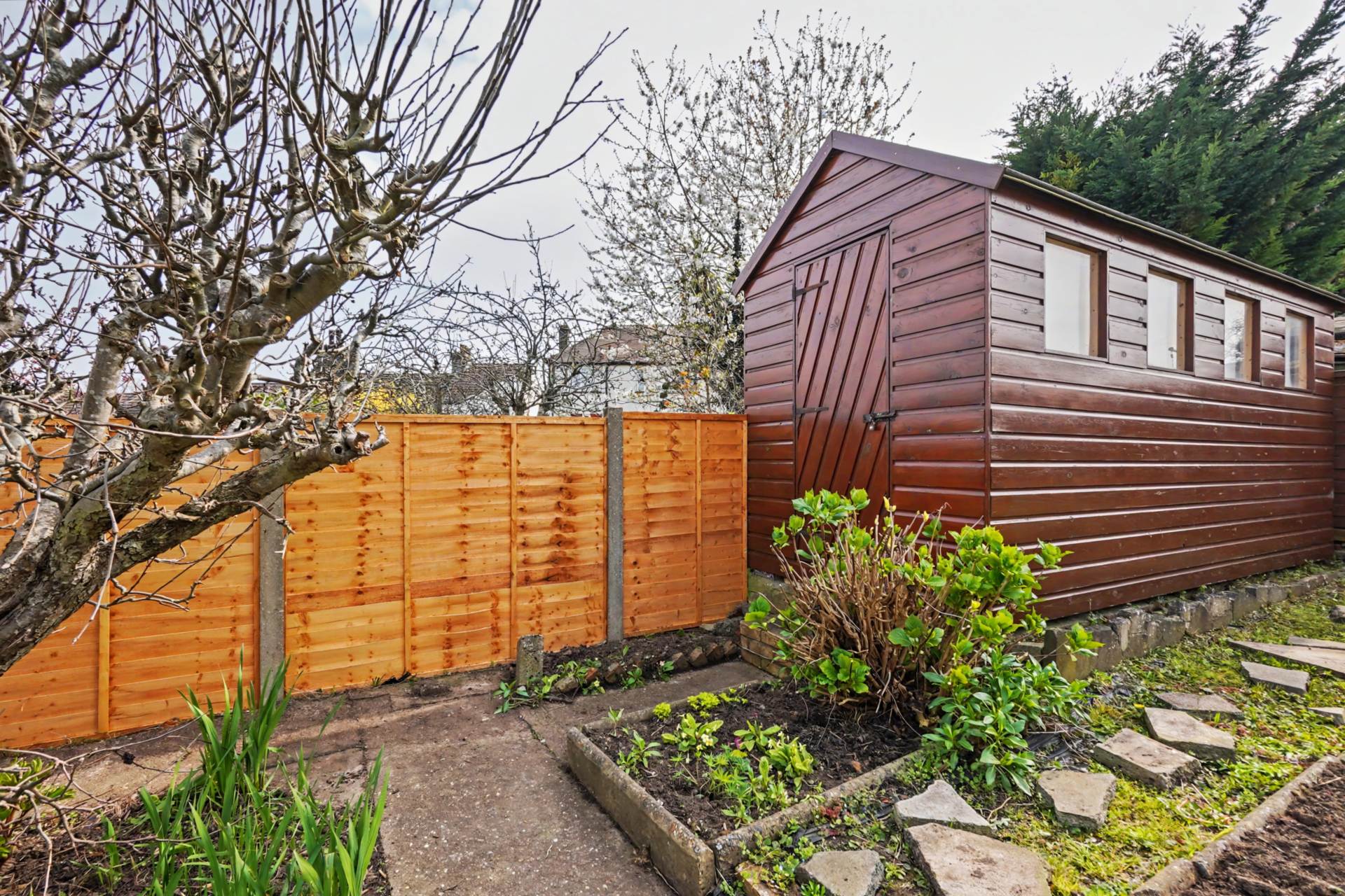 Pine Road, Strood, Image 19