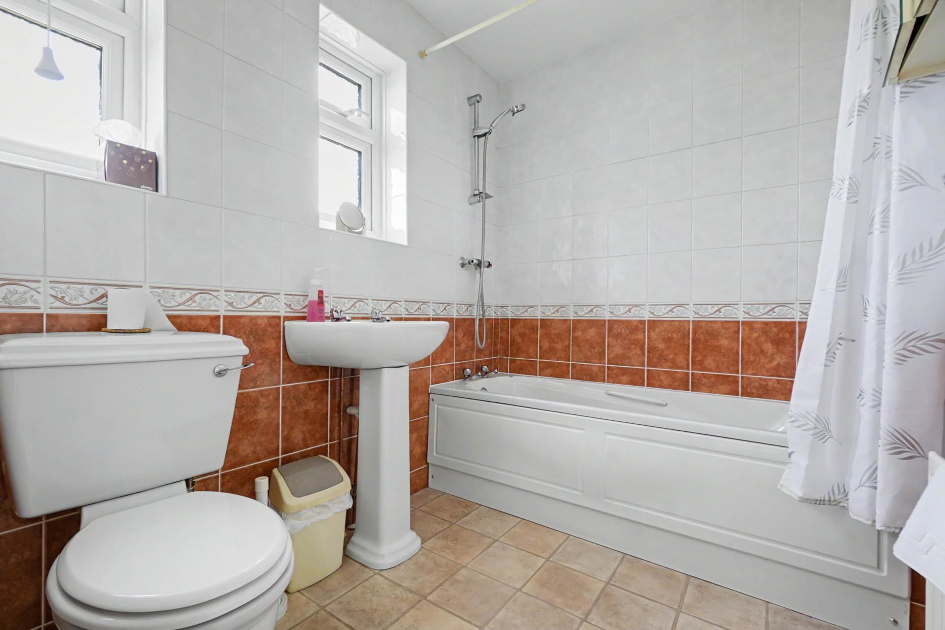 Pine Road, Strood, Image 4