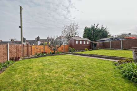 Pine Road, Strood, Image 16