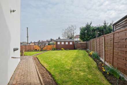 Pine Road, Strood, Image 17