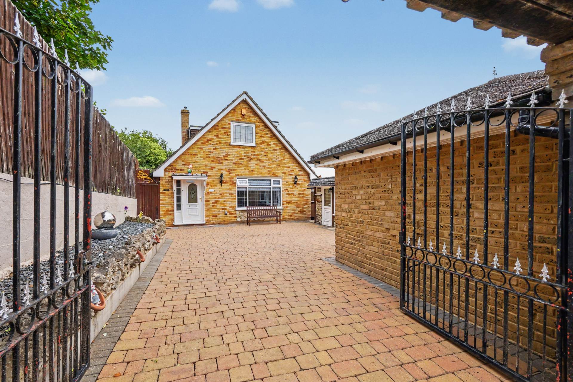 Scottswood Avenue, Chatham, Image 1