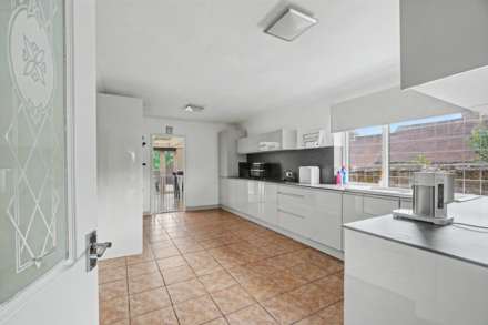 Scottswood Avenue, Chatham, Image 9