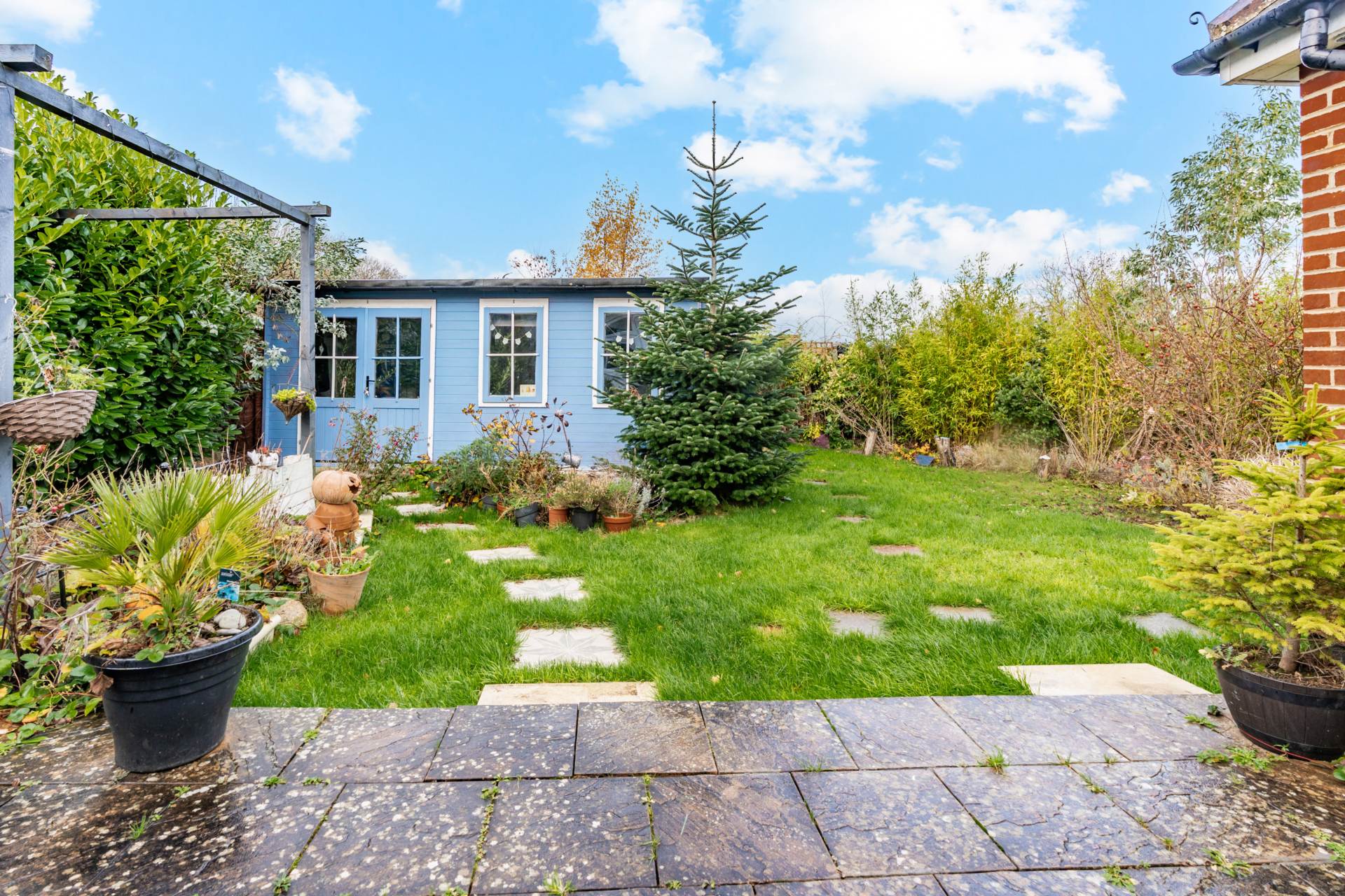 Ash Road, Longfield, Image 14
