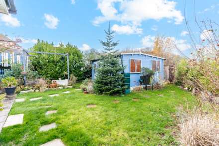 Ash Road, Longfield, Image 15
