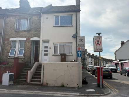 Property For Rent Magpie Hall Road, Chatham