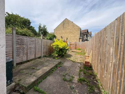 Magpie Hall Road, Chatham, Image 12