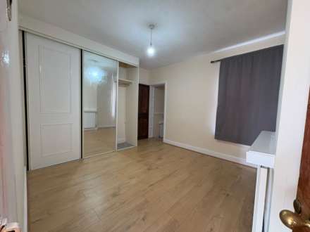 Magpie Hall Road, Chatham, Image 6