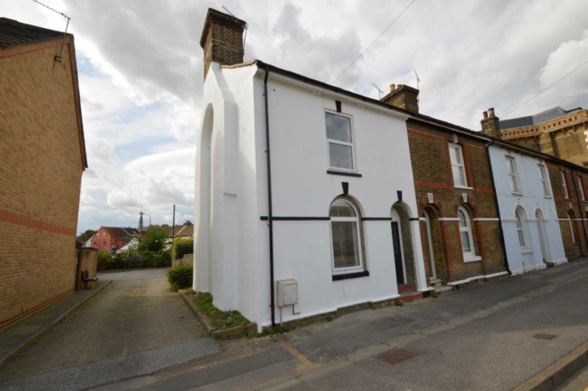 Station Road, Strood, Image 1