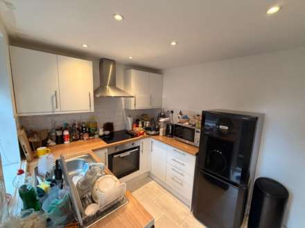Station Road, Strood, Image 4