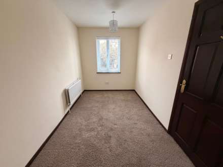 Lambarde Close, Rochester, Image 10