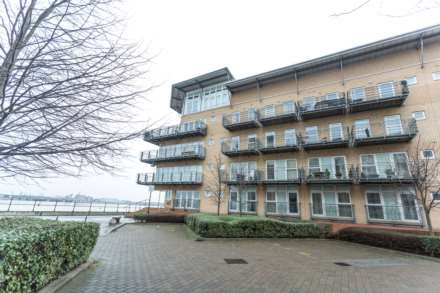 Portland Place, Greenhithe, Image 1