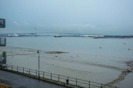 Portland Place, Greenhithe, Image 9