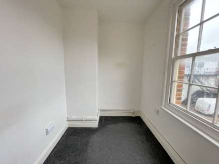 High Street, Rochester, Kent, Image 4