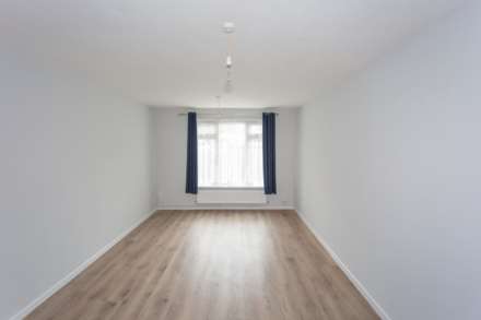 Mitchell Close, Dartford, Image 3