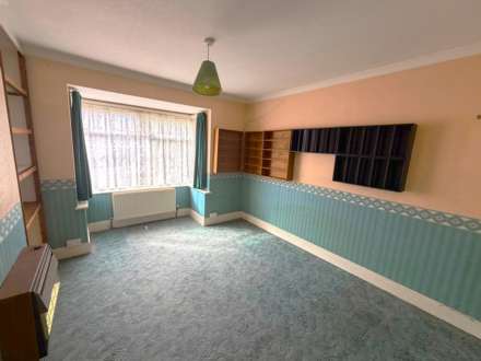 Wyles Road, Chatham, Image 3