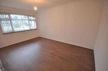 Toddington Crescent, Chatham, Image 5