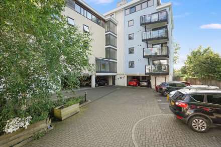 Clifford Way, Maidstone, Image 18