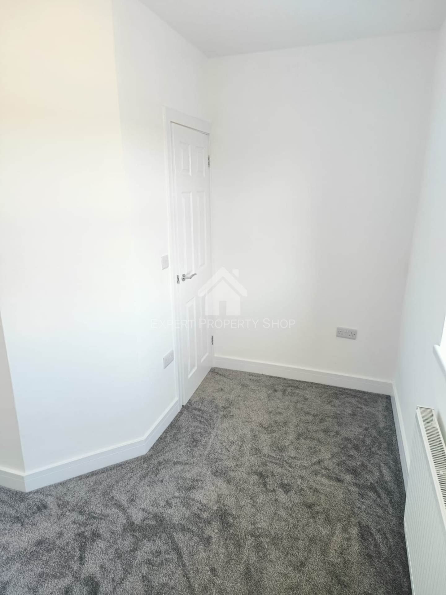**AVAILABLE NOW** Kilton Road.Worksop, Notts, Image 8