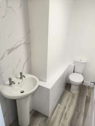 **AVAILABLE NOW** Kilton Road.Worksop, Notts, Image 6
