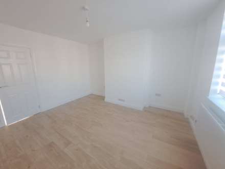 Lincoln Street, Worksop, Image 3