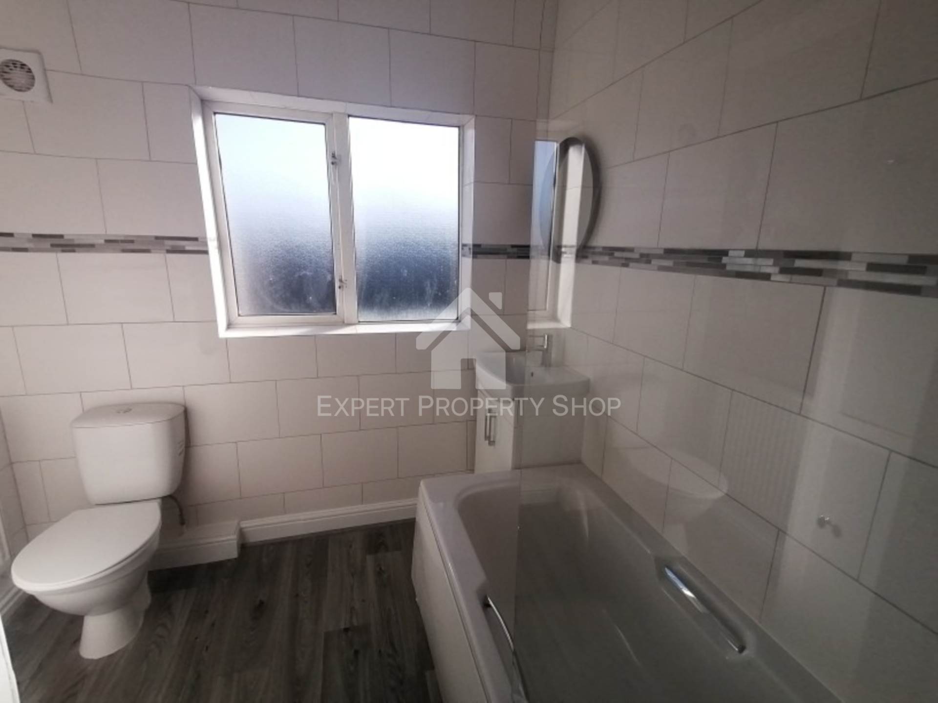 **AVAILABLE NOW** Portland Street. Worksop, Notts, Image 10