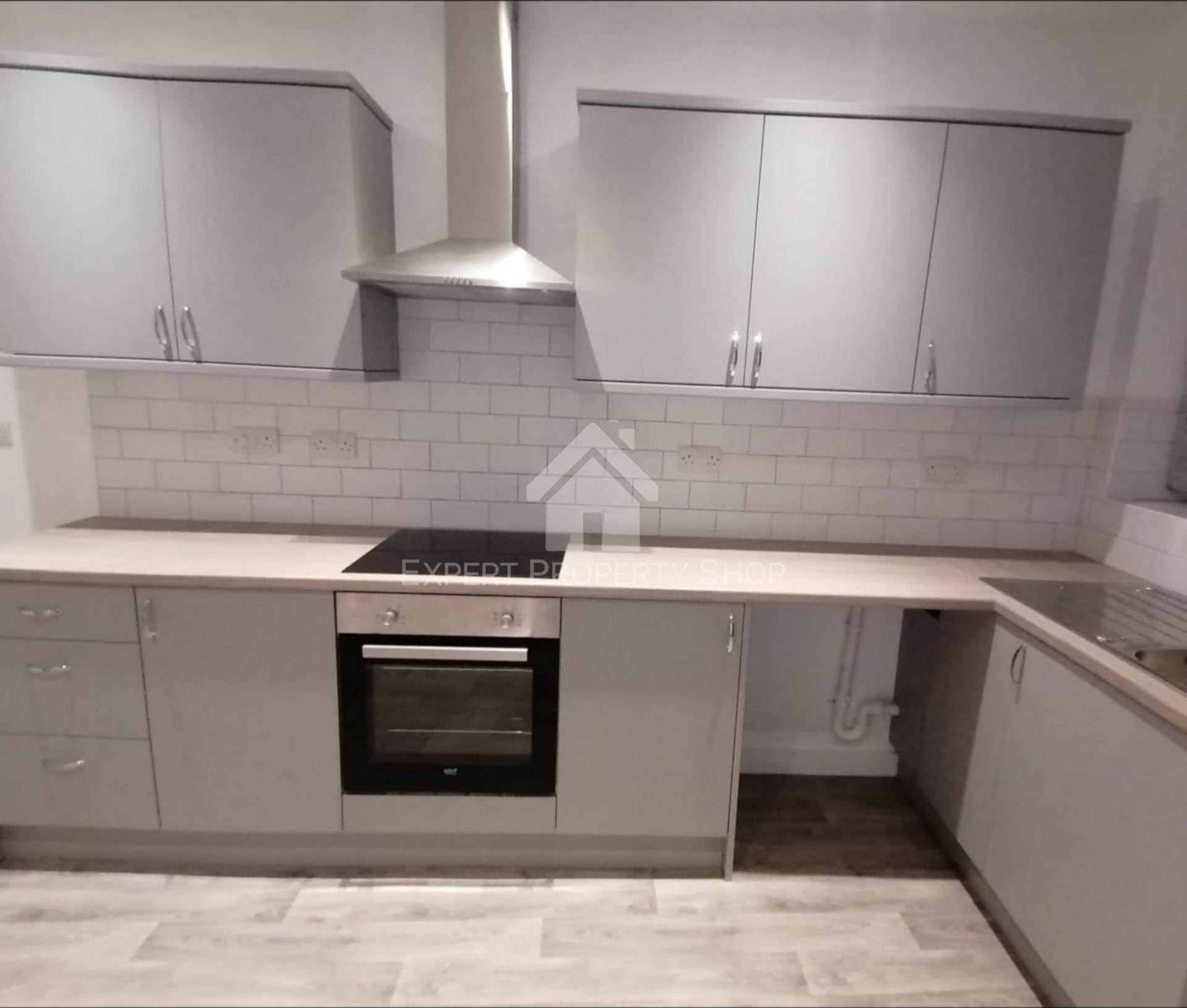 **AVAILABLE NOW** Portland Street. Worksop, Notts, Image 2