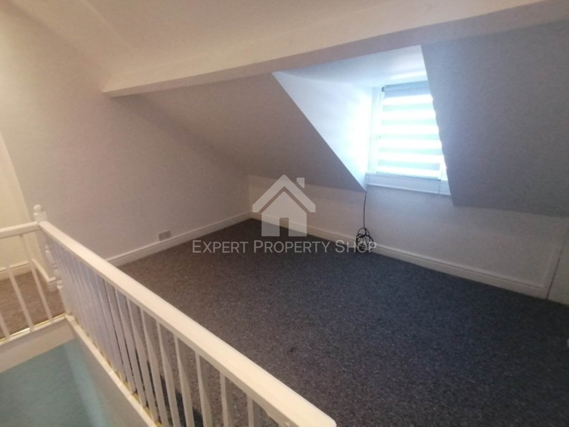 **AVAILABLE NOW** Portland Street. Worksop, Notts, Image 5