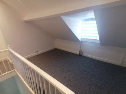 **AVAILABLE NOW** Portland Street. Worksop, Notts, Image 5