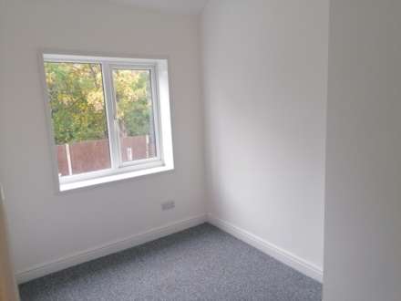 **AVAILABLE NOW** Portland Street. Worksop, Notts, Image 8